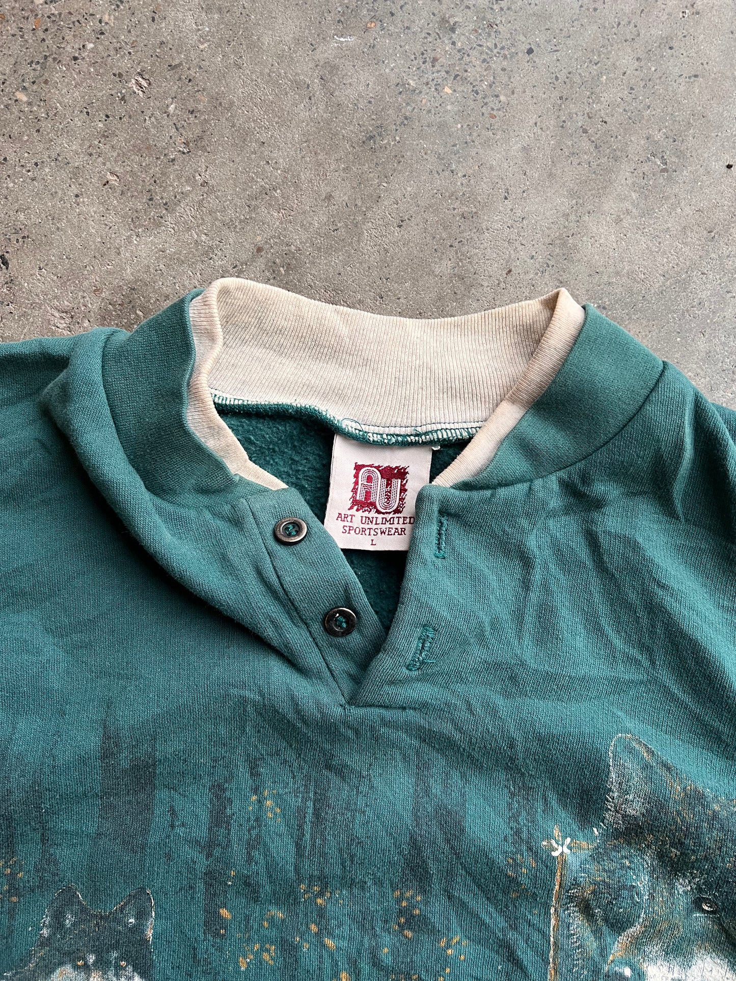90s Wolves All Over Print Button Up – Large