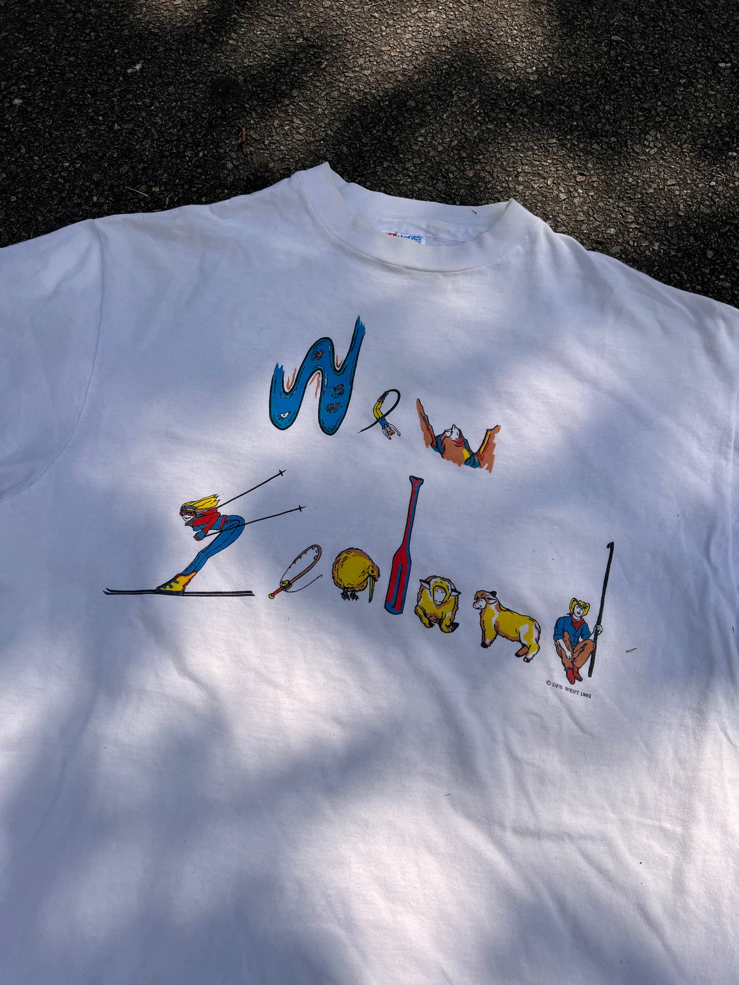 90's Hanes New Zealand T-Shirt – Large