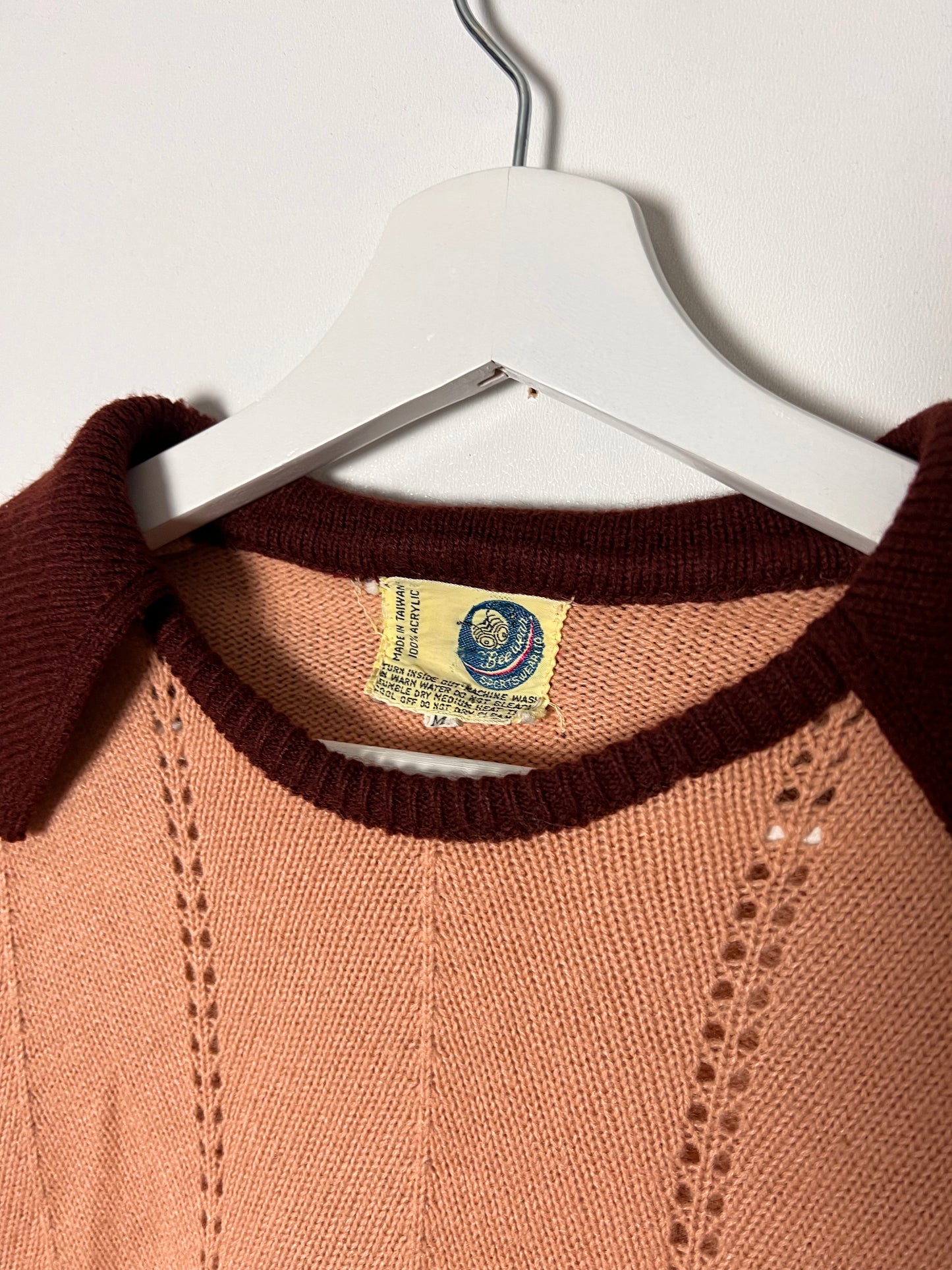 70s Beewear Striped Collar Knitted Sweater – Medium
