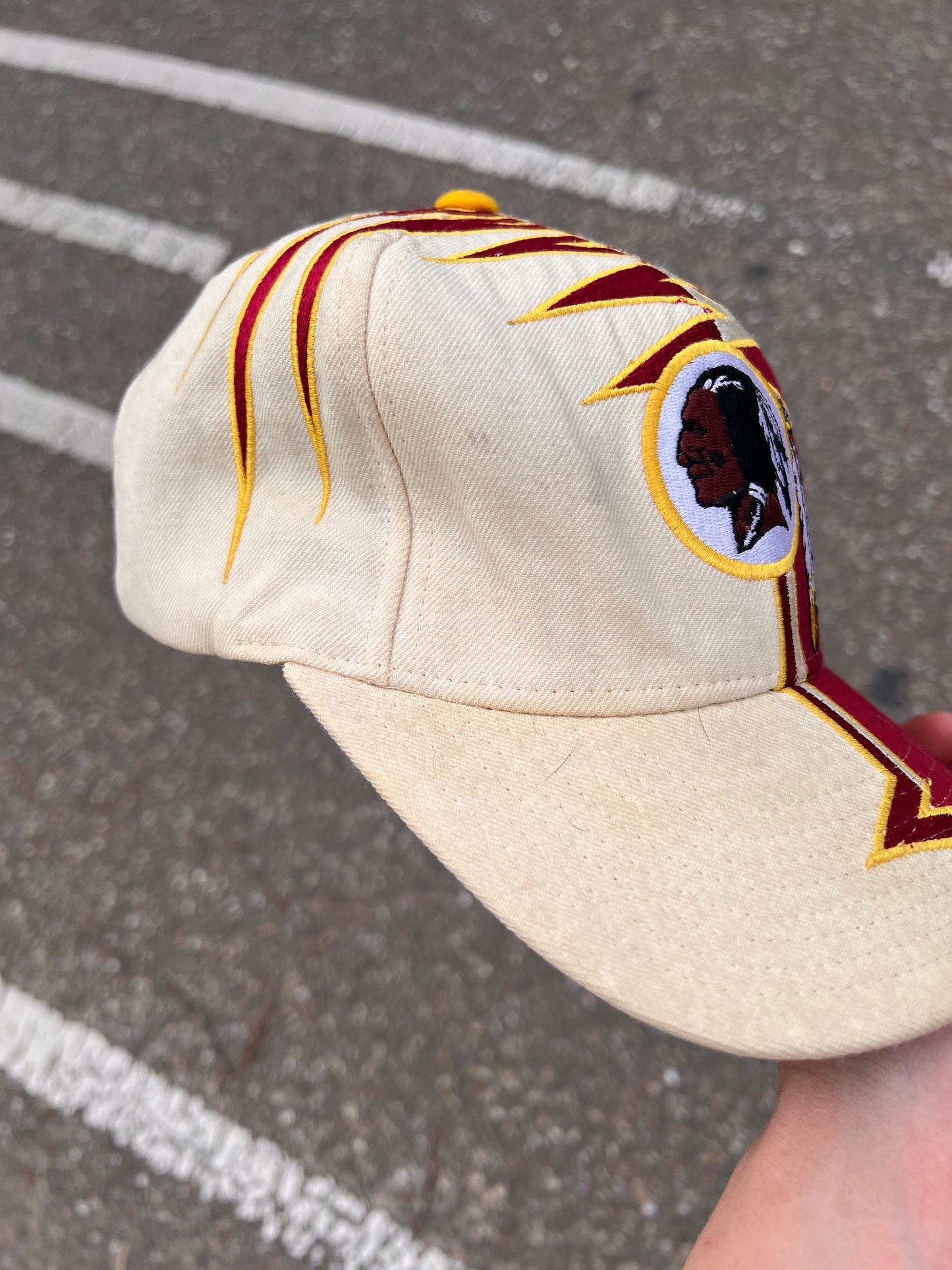 90s Starter Embroidered Washington Redskins Snapback Cap Red – One Size