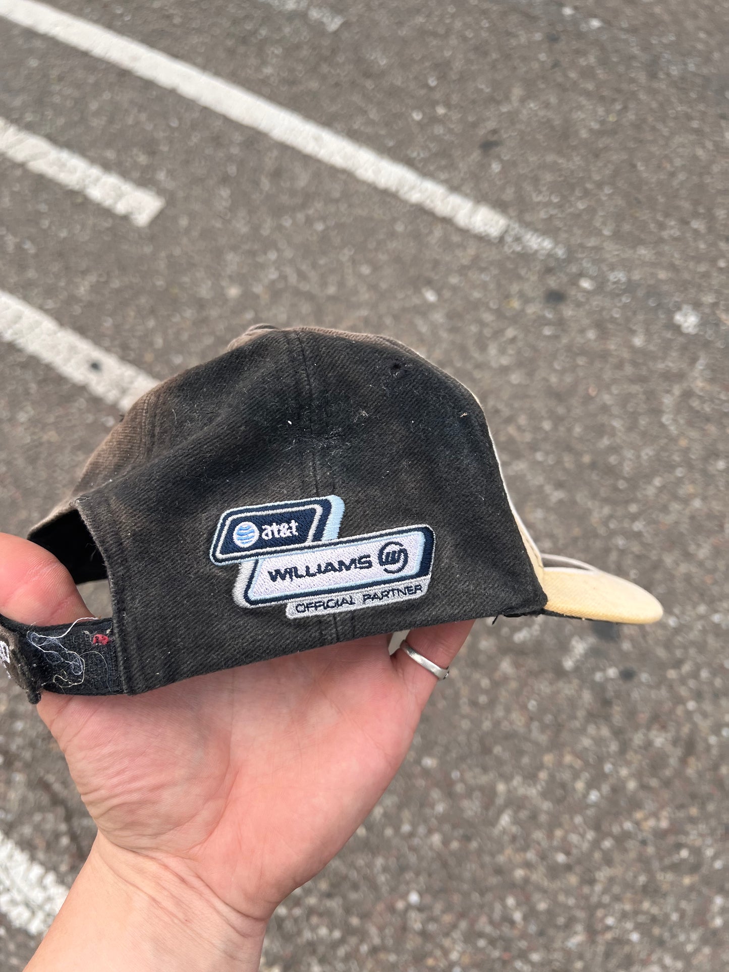 90s De Walt Embroidered Racing Strapback Cap Black – Medium