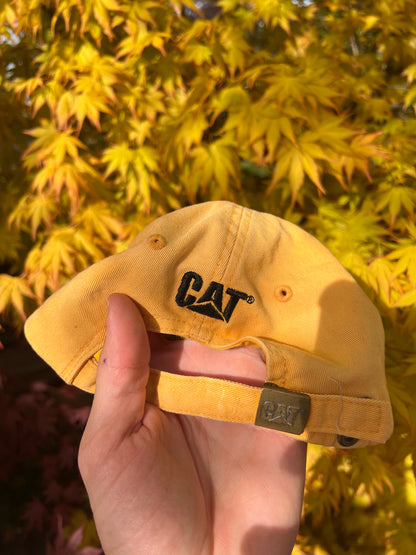 90s Caterpillar Spellout CAT Strapback Cap Yellow – One Size