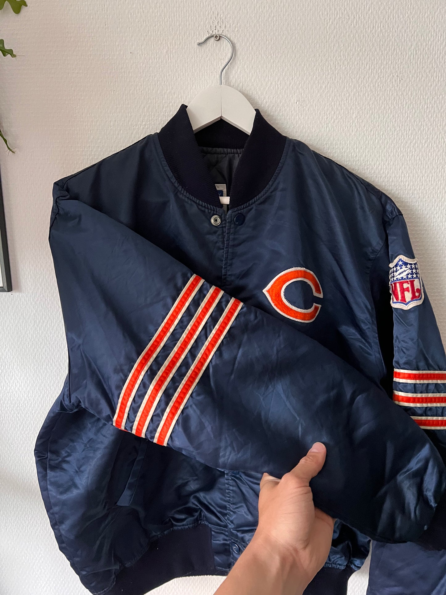 90s Starter NFL Cleveland Cubs Satin Bomber Jacket Navy – Large