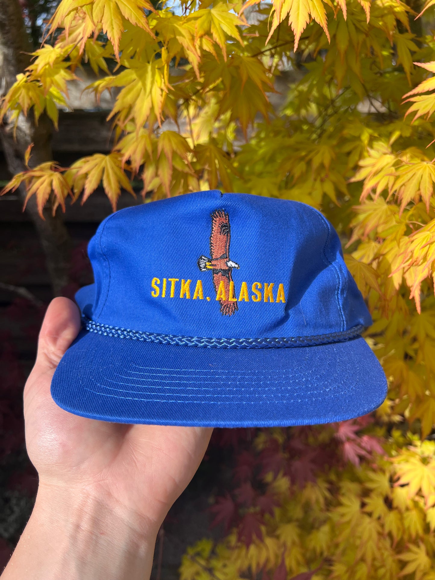 90s Alaska Embroidered Eagle Trucker Cap Blue – One Size