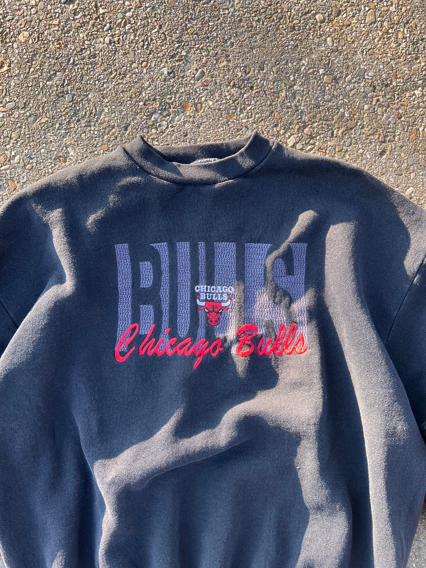 90s 7 Logo Chicago Bulls Embroidered Sweatshirt – Large