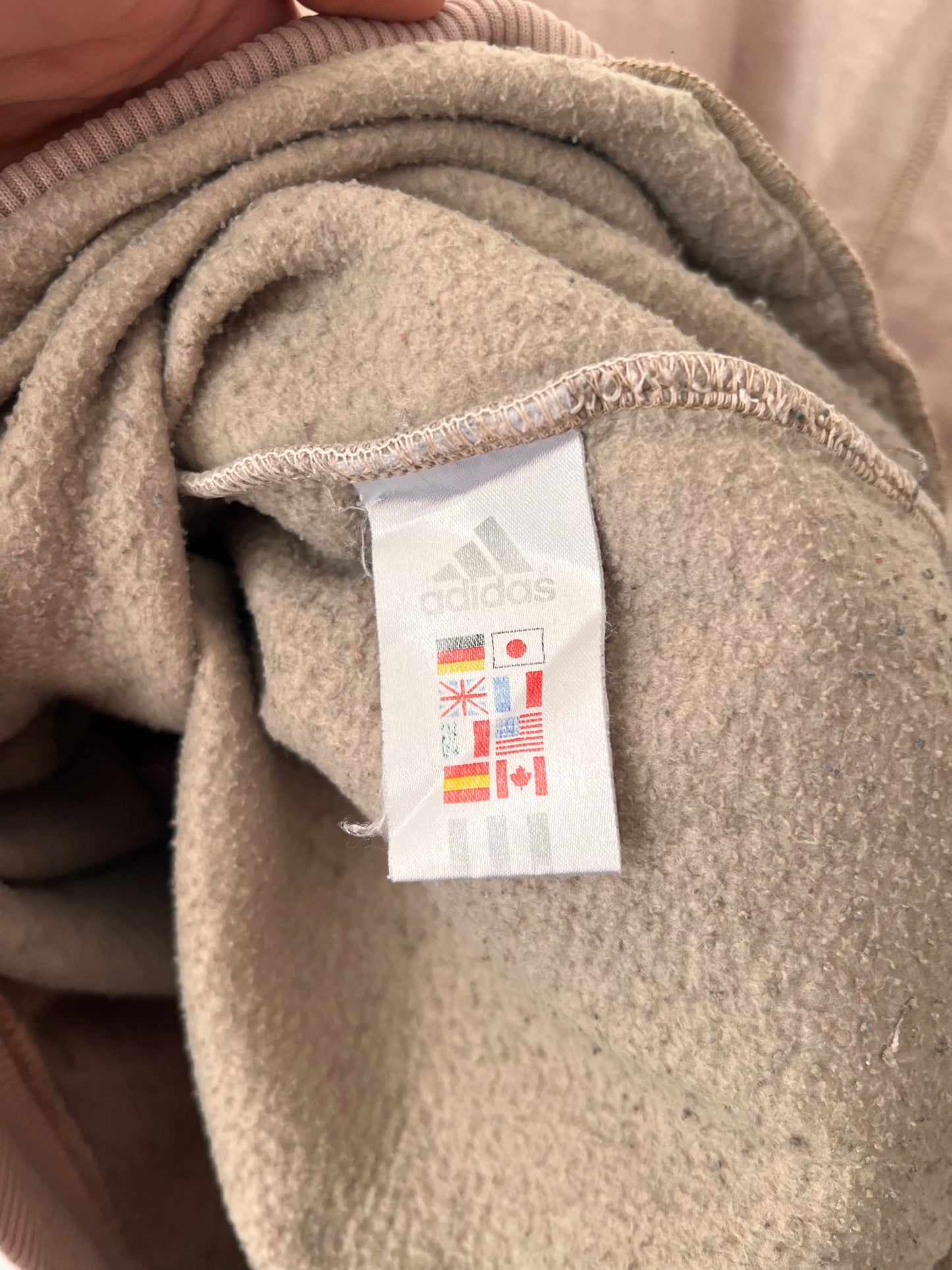 90s Adidas Casual Crewneck Sweatshirt – Medium