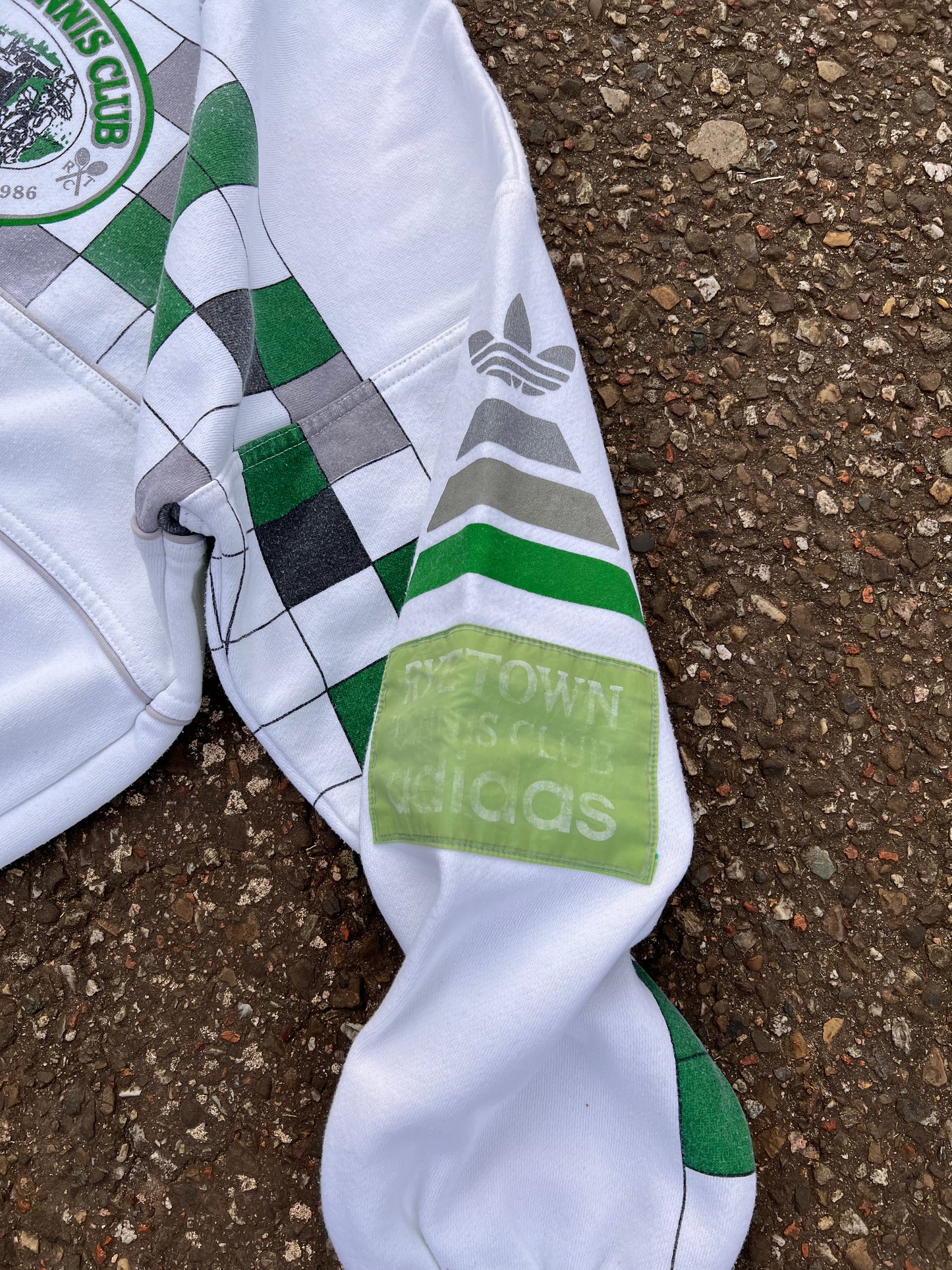 90s Adidas Ryetown Tennis Club Crewneck – Medium