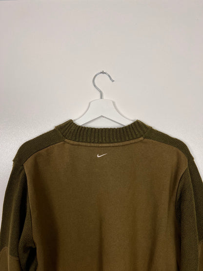 Late 90's Nike Sweatshirt - Medium