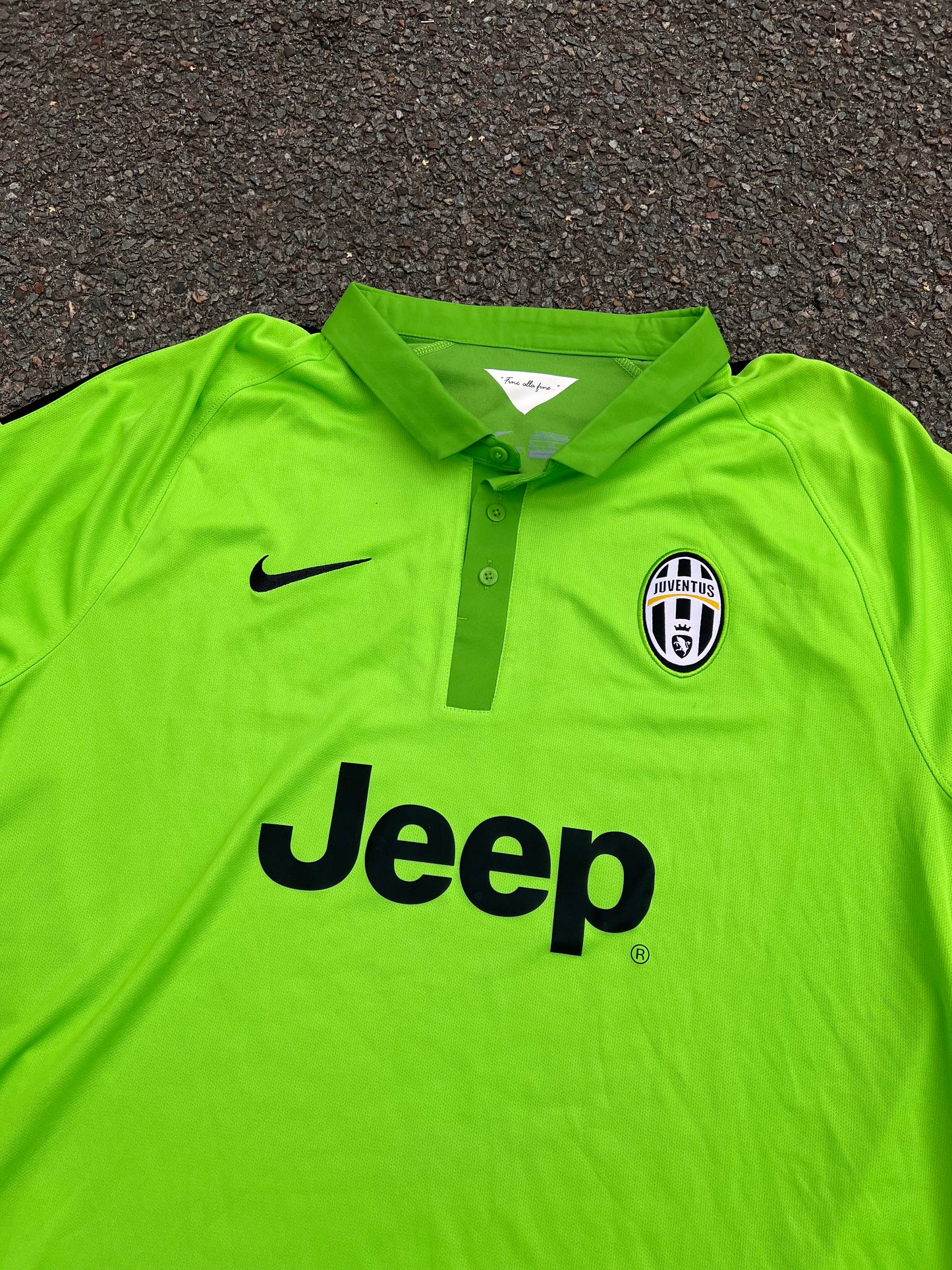 Modern Nike Juventus Jersey – XLarge