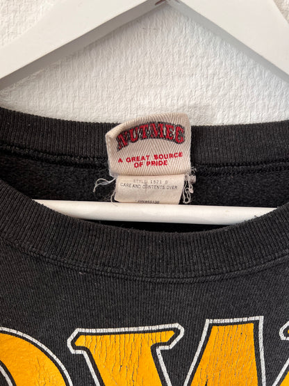 90s Nutmeg Iowa University Big Print Crewneck Sweatshirt Black – Large