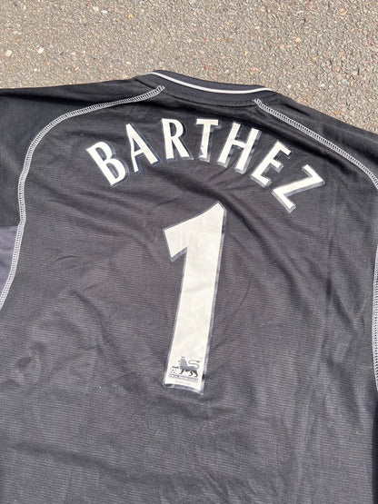 00's Umbro Manchester United Barthez Kit – Medium