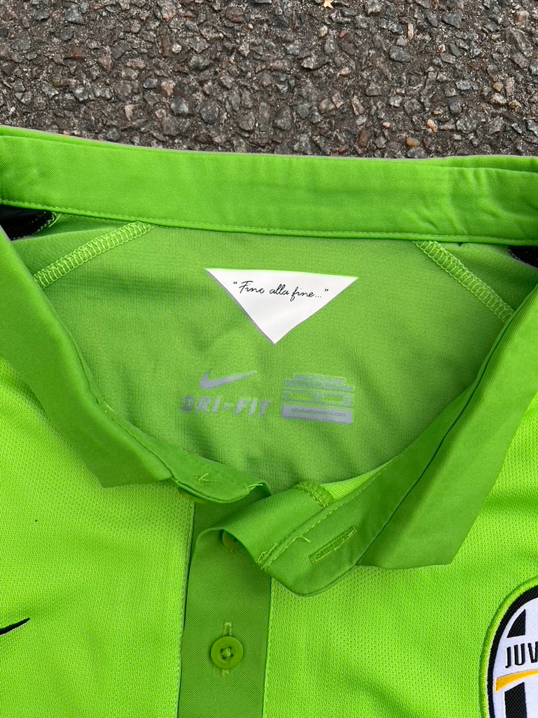 Modern Nike Juventus Jersey – XLarge
