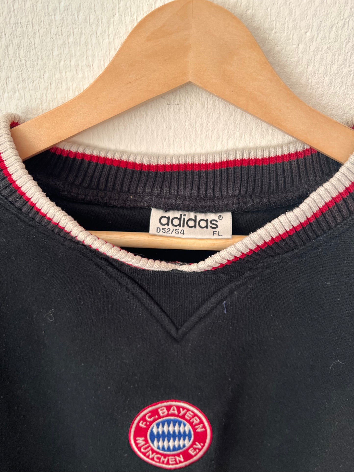 90s Adidas Bayern Munich Center Logo Crewneck Sweatshirt – Large