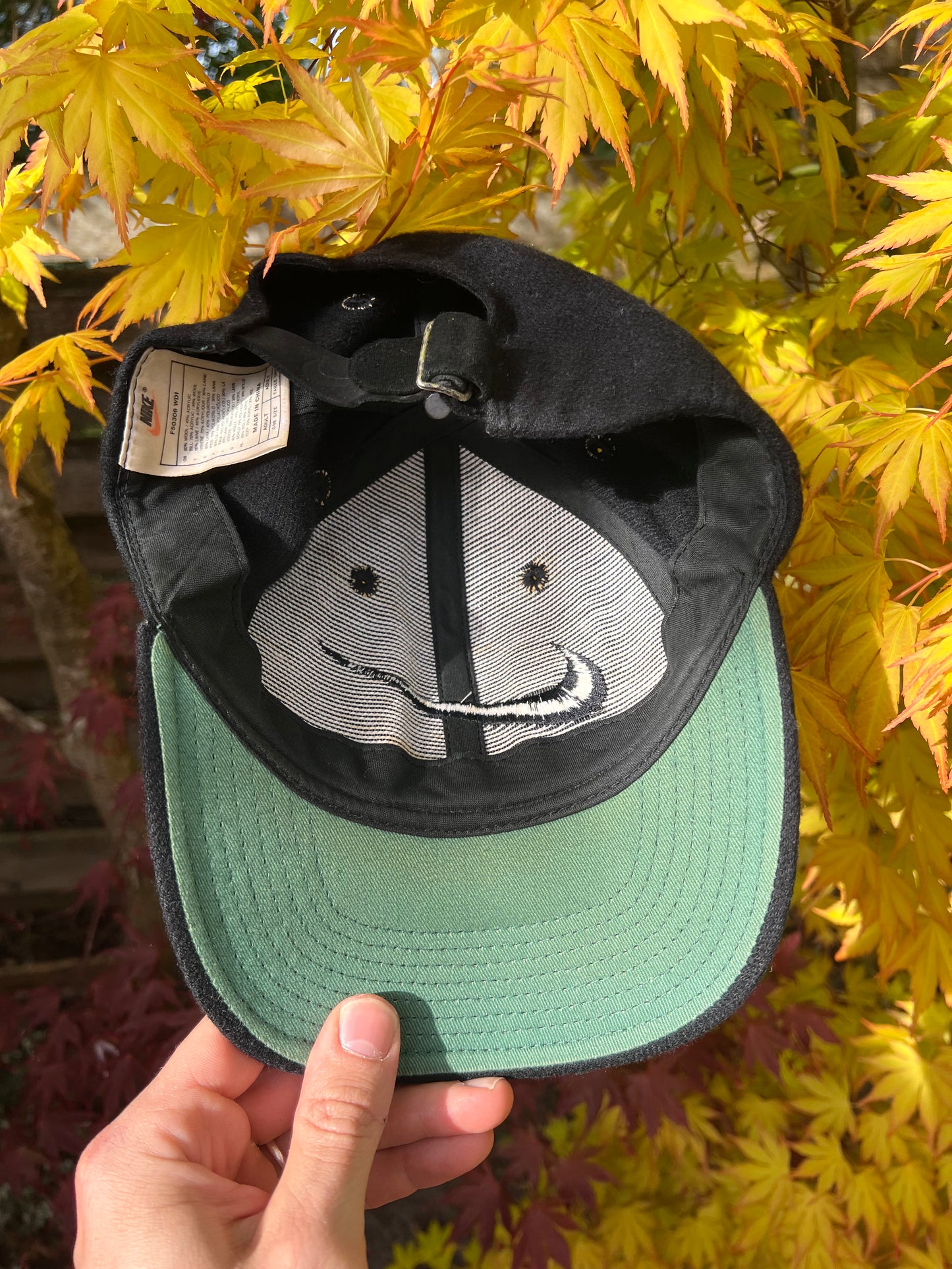 90s Nike Embroidered Big Logo Wool Cap Black – One Size