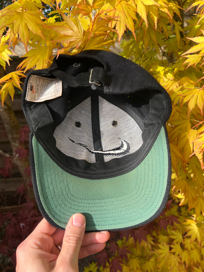 90s Nike Embroidered Big Logo Wool Cap Black – One Size