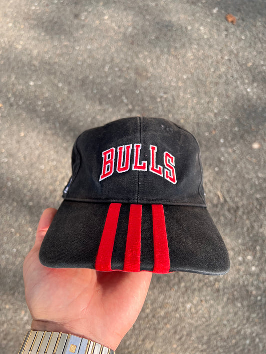00's Adidas Chicago Bulls Cap – One Size