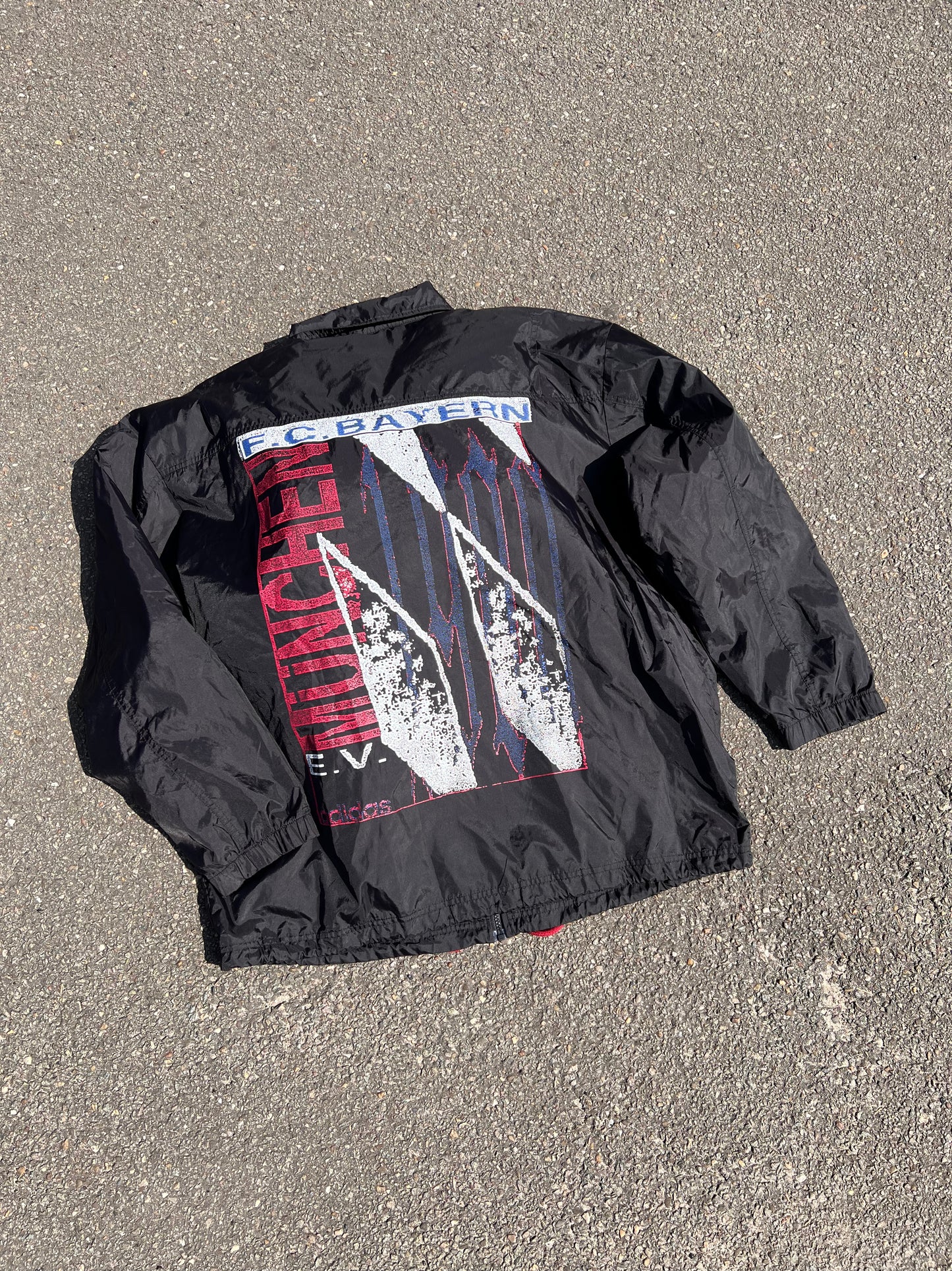 90's Adidas Bayern Munchen Windbreaker – XLarge