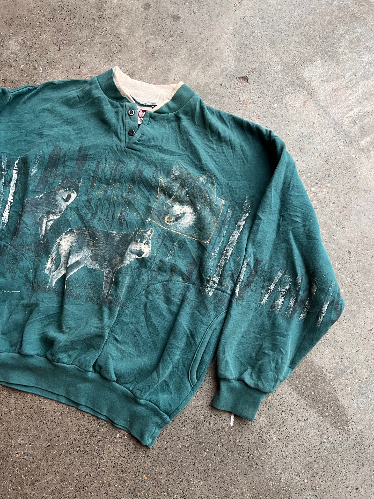 90s Wolves All Over Print Button Up – Large