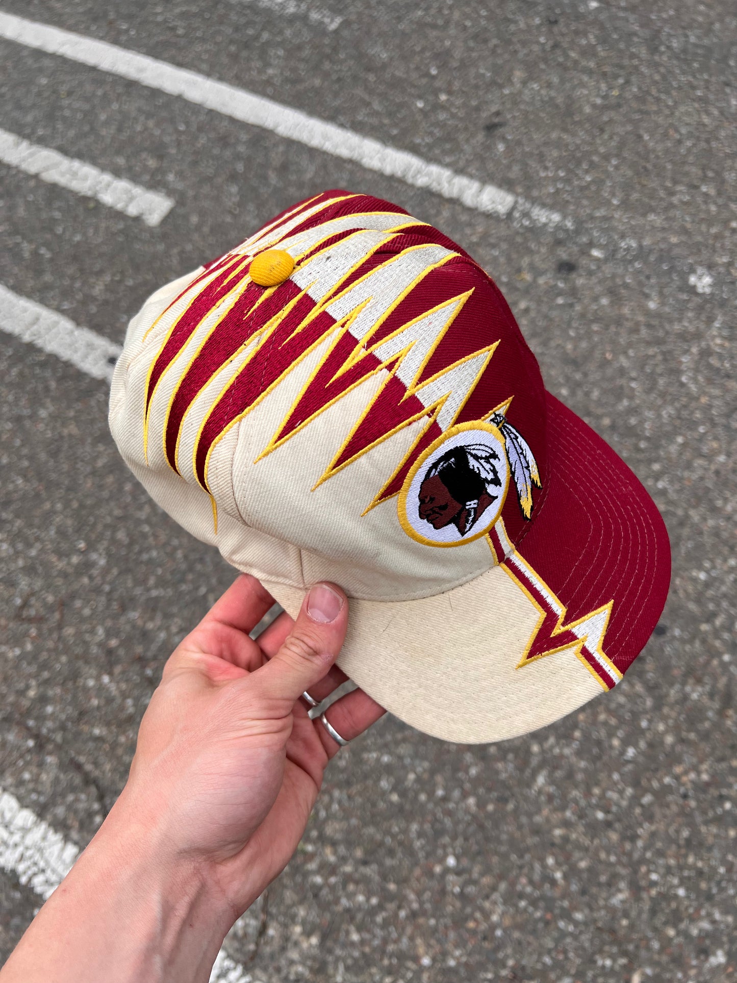 90s Starter Embroidered Washington Redskins Snapback Cap Red – One Size