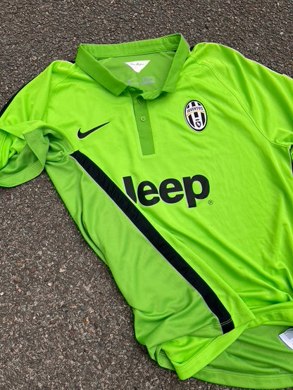 Modern Nike Juventus Jersey – XLarge