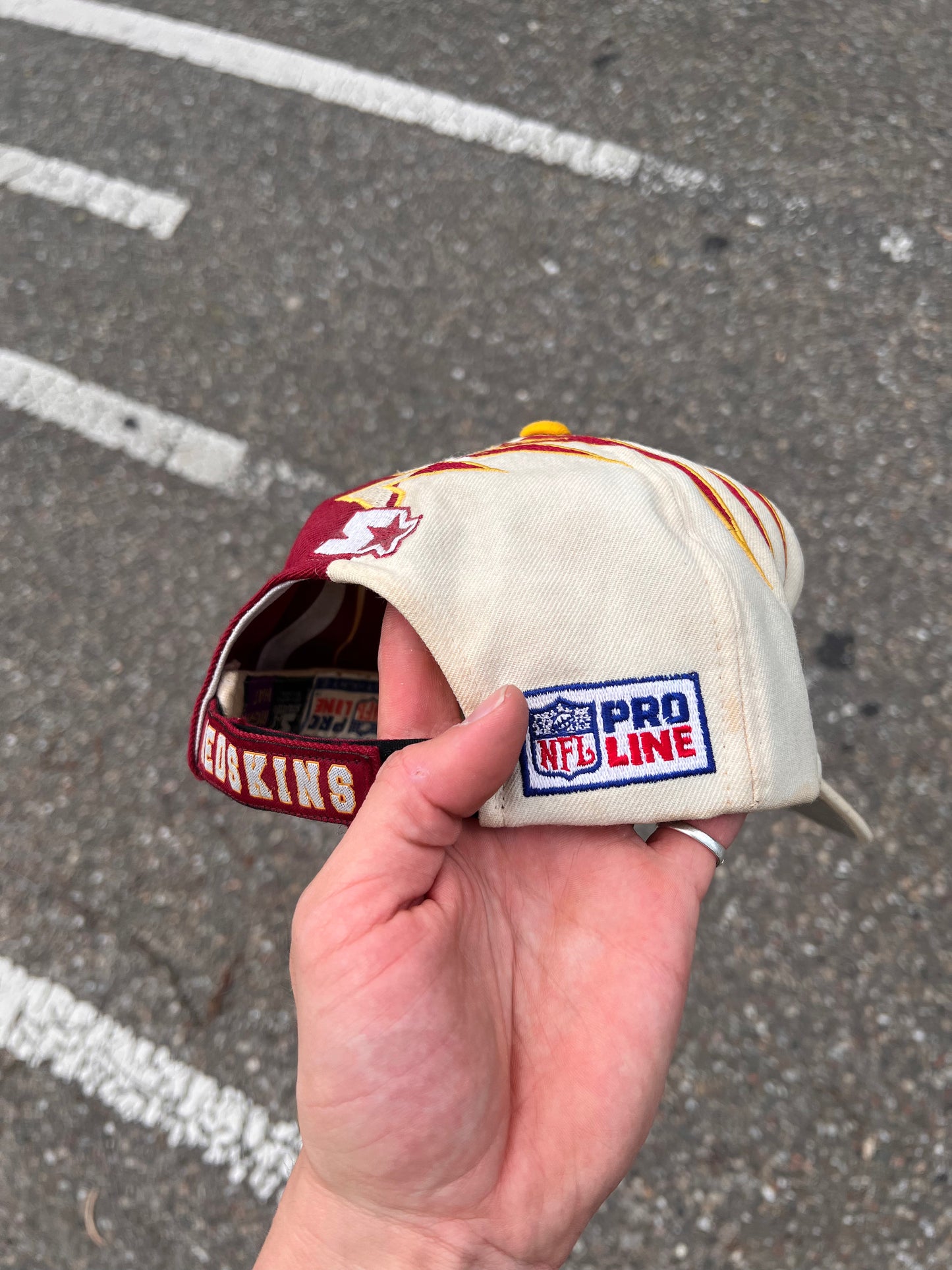 90s Starter Embroidered Washington Redskins Snapback Cap Red – One Size
