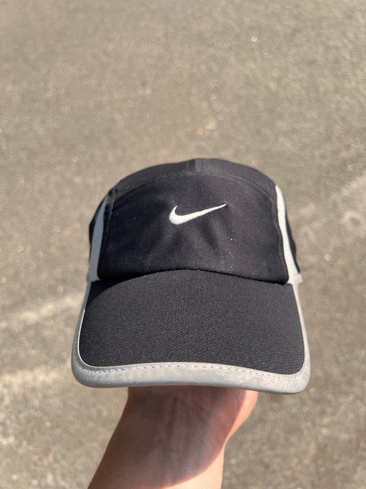 00's Nike Tech Cap – One Size