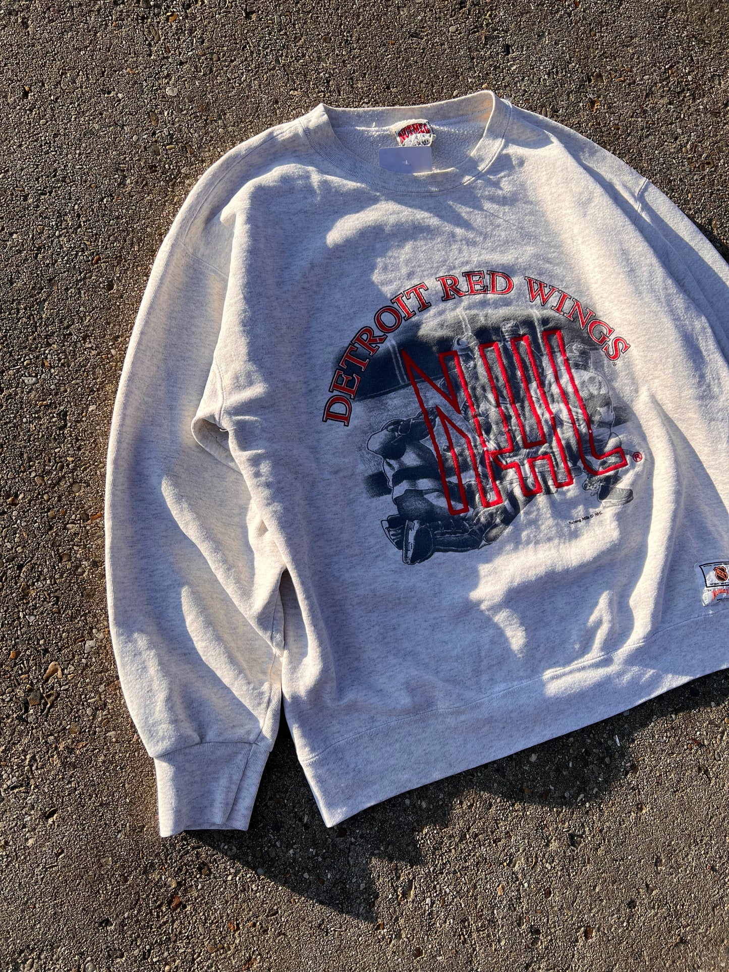 90s Nutmeg NFL Detroit Red Wings Sweatshirt – Medium