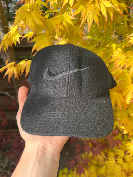 90s Nike Embroidered Big Logo Wool Cap Black – One Size