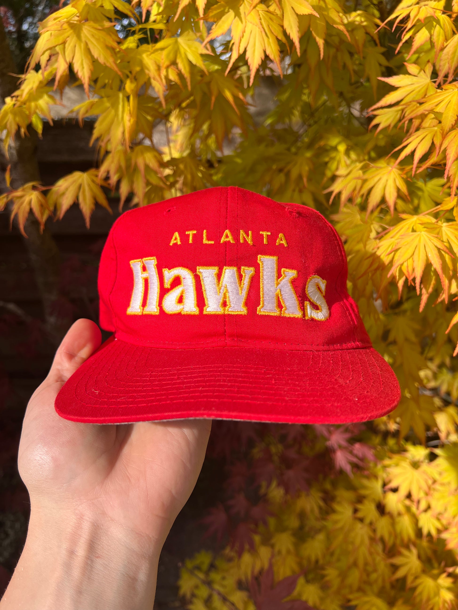90s Starter Embroidered NBA Atlanta Hawks Snapback Cap Red – One Size