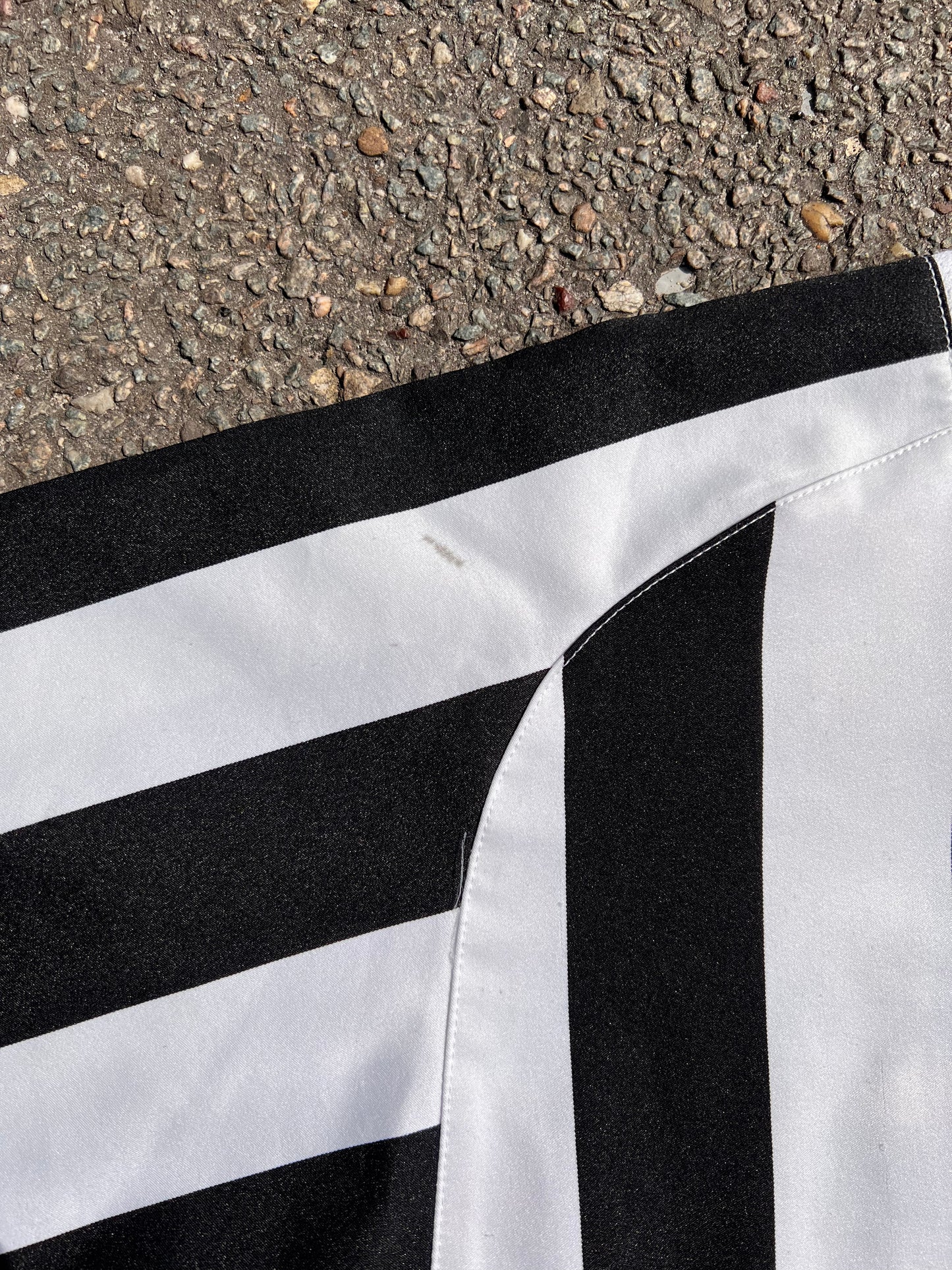 00's Nike Juventus Home Kit – Medium