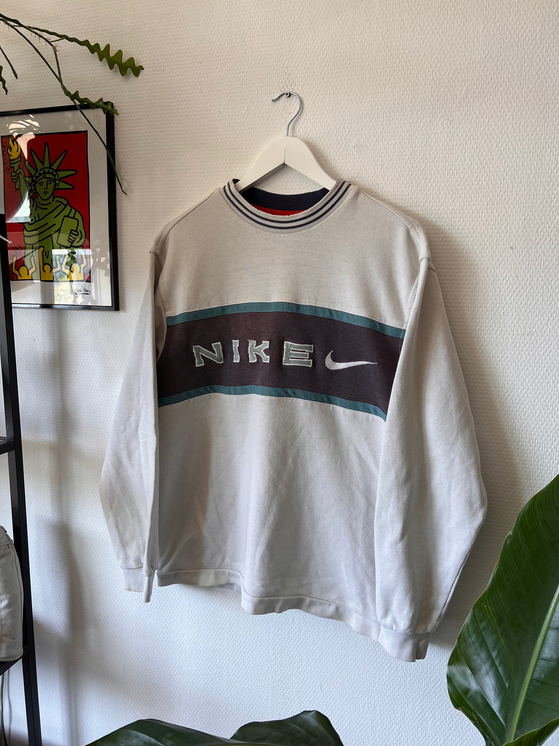 90s Nike Embroidered Big Logo Crewneck Sweatshirt Cream – Small