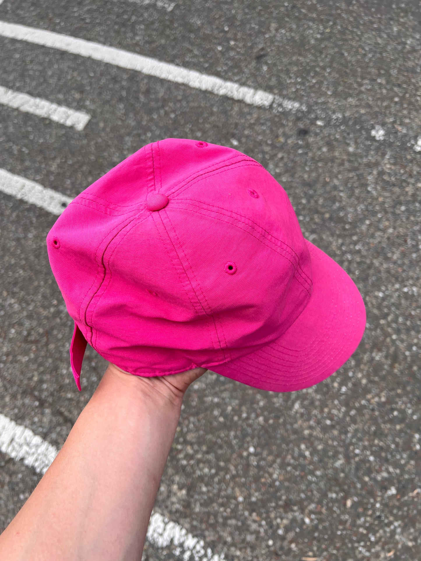 2000s Nike Metal Side Logo Strapback Cap Pink – Medium