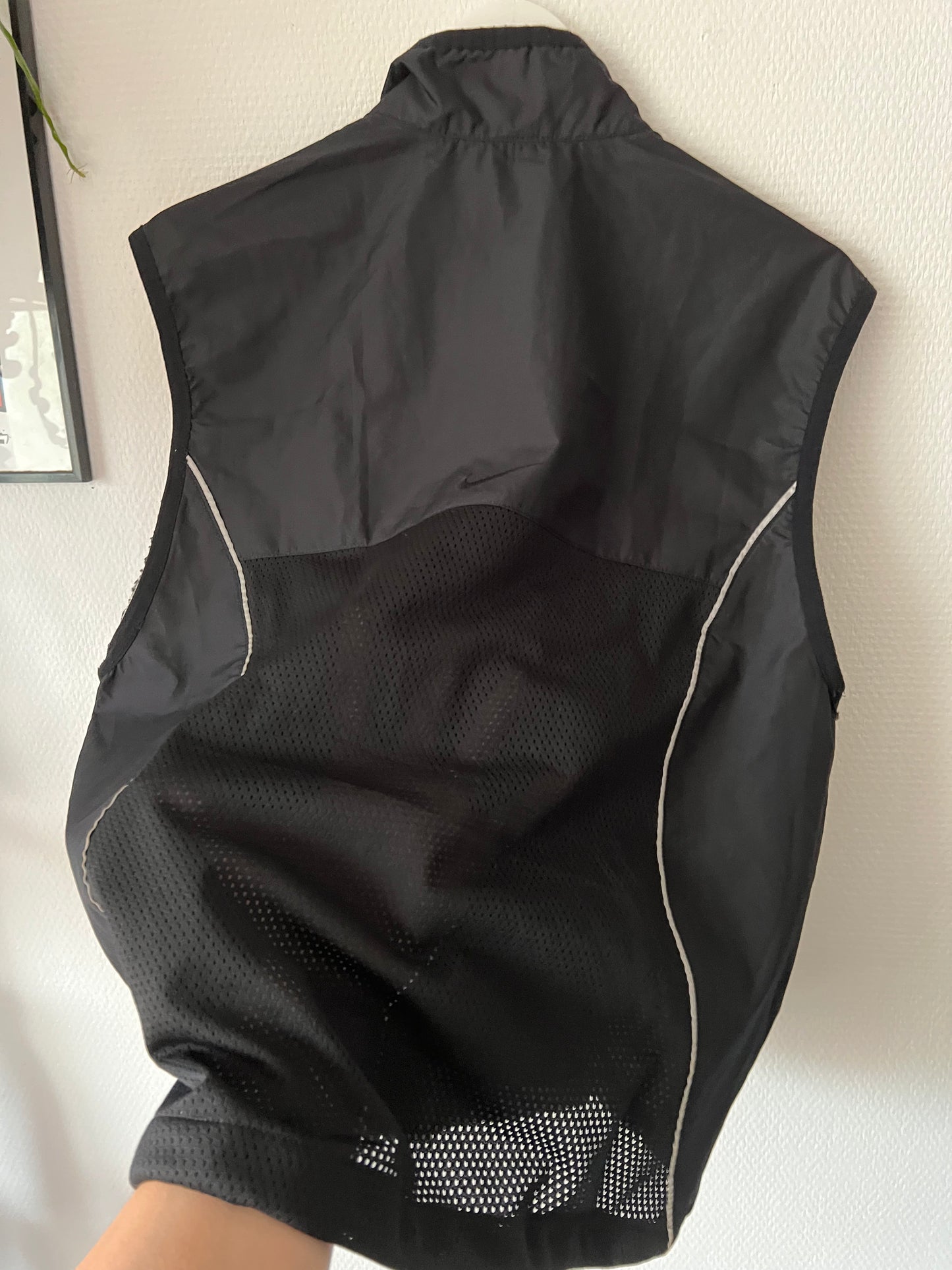90s Nike Full Zip Running Vest Black – Medium