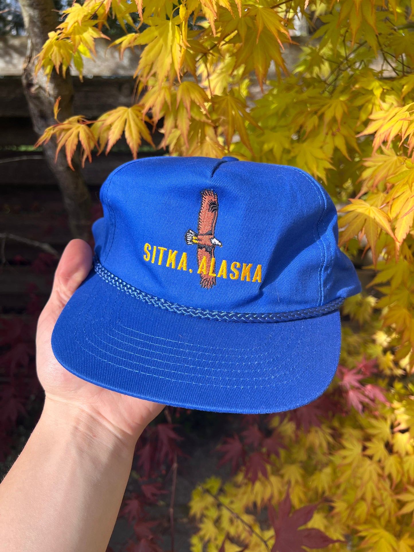 90s Alaska Embroidered Eagle Trucker Cap Blue – One Size