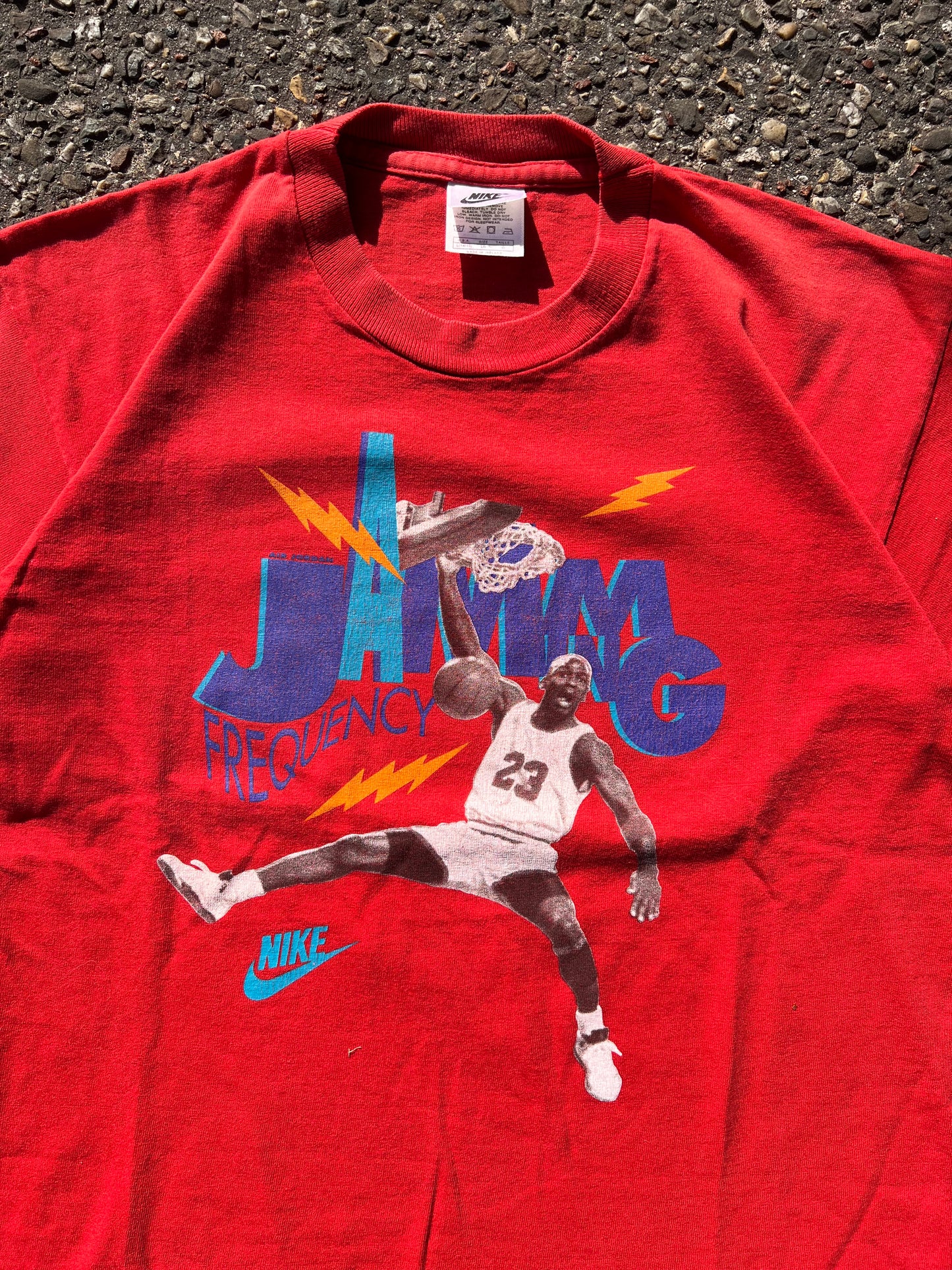 90's Jordan Jamming Frequency T-Shirt – Small