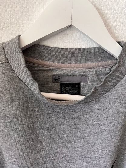 90s Nike Mini Swoosh Essential Sweatshirt Grey – XSmall