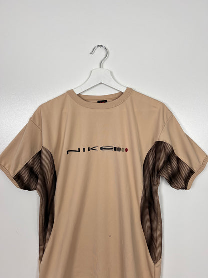 90's Nike Y2K Style T-Shirt – Medium